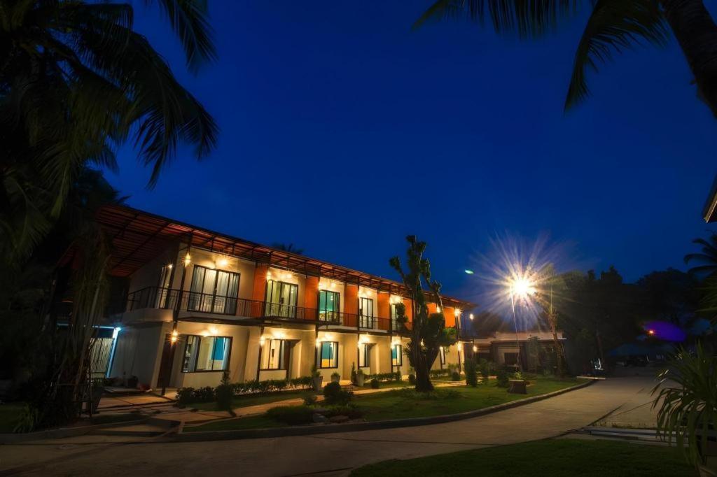 Seesea Resort Сатун Экстерьер фото