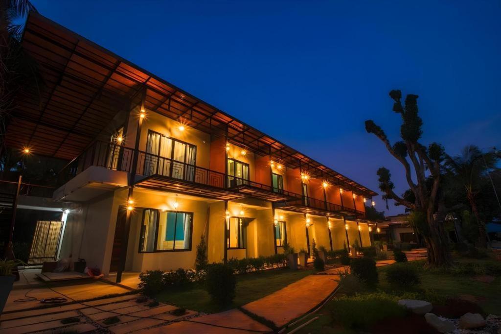 Seesea Resort Сатун Экстерьер фото