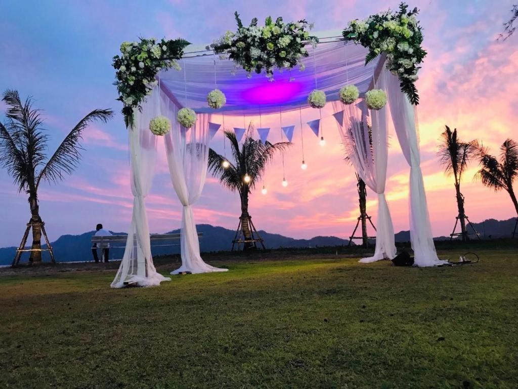 Seesea Resort Сатун Экстерьер фото